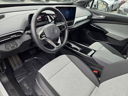 Used 2024 Volkswagen ID.4 2WD image 10