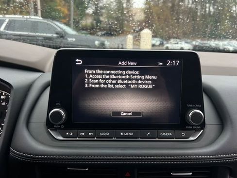 Used 2023 Nissan Rogue SV image 24