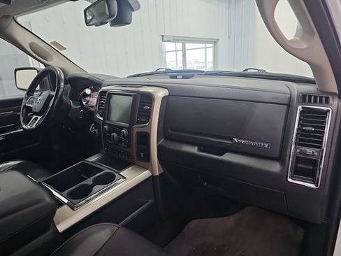 Used 2015 RAM 2500 Laramie w/ Cold Weather Group AWD/4WD image 26
