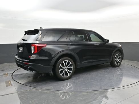 Used 2022 Ford Explorer ST AWD/4WD image 7