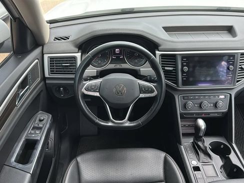 Used 2021 Volkswagen Atlas SE FWD image 28