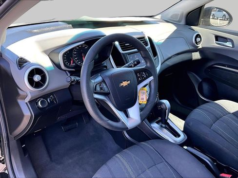 Used 2020 Chevrolet Sonic LT FWD image 12