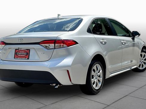 Used 2026 Toyota Corolla LE FWD image 13