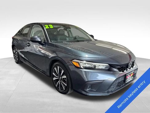 Used 2023 Honda Civic EX-L image 3