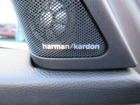 Used 2013 BMW 335i Convertible image 39