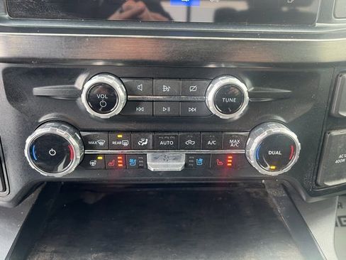 Used 2023 Ford F350 Lariat w/ Lariat Ultimate Package image 5