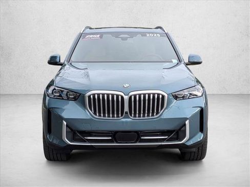 Used 2025 BMW X5 xDrive40i w/ Premium Package AWD/4WD image 2