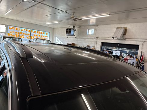 Used 2018 Chrysler Pacifica Limited image 80