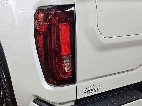 Certified 2023 GMC Sierra 2500 AT4 w/ Gooseneck/5TH Wheel Package image 38