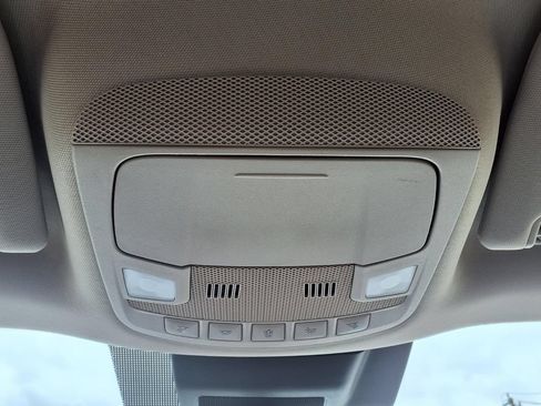 Used 2021 Ford Expedition XLT RWD image 25