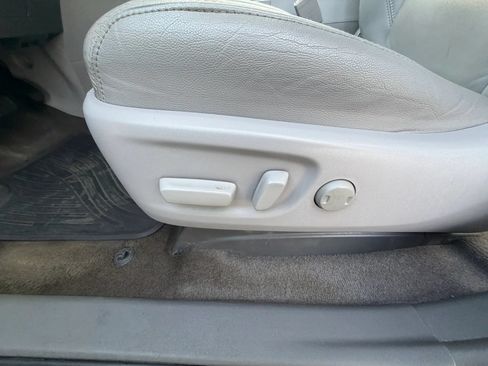 Used 2018 Toyota Sienna XLE FWD image 13