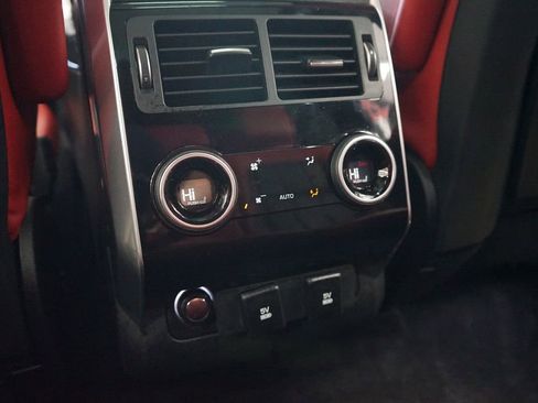 Used 2019 Land Rover Range Rover Sport HSE Dynamic AWD/4WD image 17