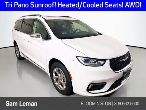 Used 2021 Chrysler Pacifica Limited AWD/4WD image 1