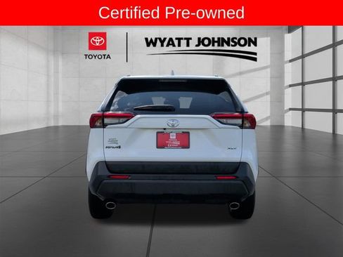 Certified 2025 Toyota RAV4 XLE FWD image 4