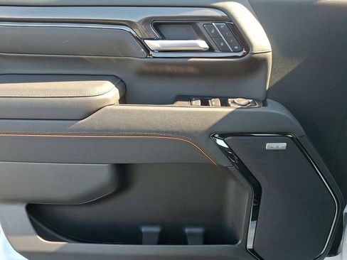 New 2026 GMC Sierra 2500 AT4 w/ AT4 Premium Plus Package image 9