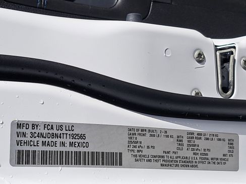 New 2026 Jeep Compass Latitude image 30