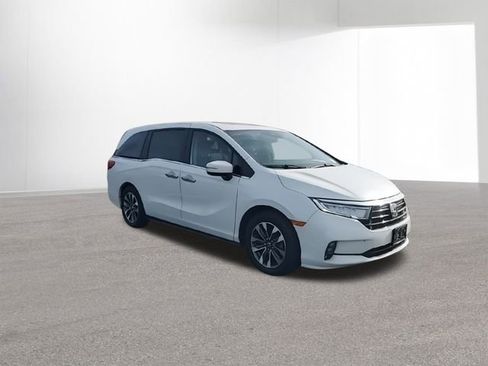 Used 2023 Honda Odyssey EX-L image 2