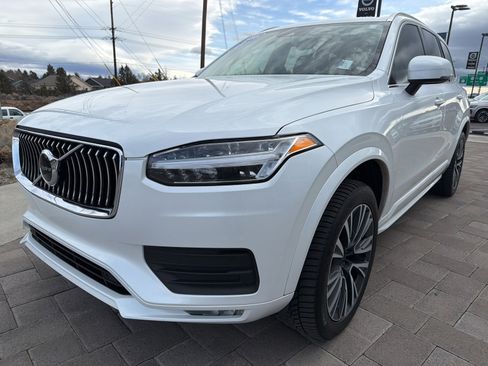 Used 2020 Volvo XC90 T5 Momentum w/ Protection Package Premier image 5