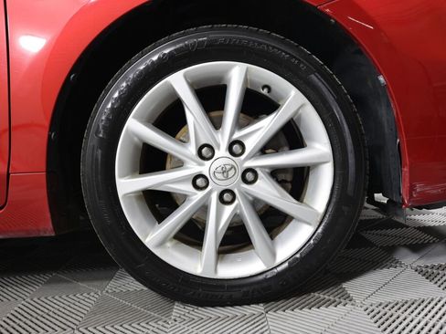 Used 2014 Toyota Prius V Three image 6