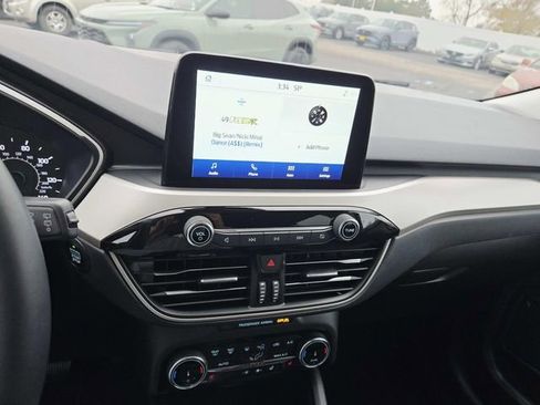 Used 2022 Ford Escape SEL image 20