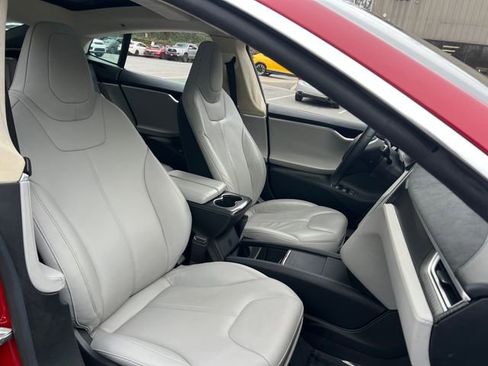 Used 2014 Tesla Model S P85 image 32