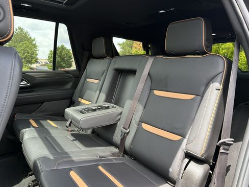 Used 2023 GMC Yukon AT4 w/ AT4 Premium Package AWD/4WD image 77