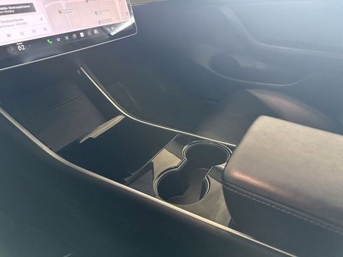 Used 2020 Tesla Model 3 Standard Range Plus image 26