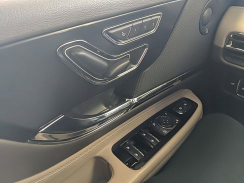 Used 2020 Lincoln Corsair Reserve w/ Appearance Package image 26