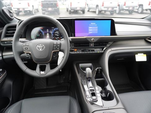 New 2026 Toyota Crown Nightshade image 2