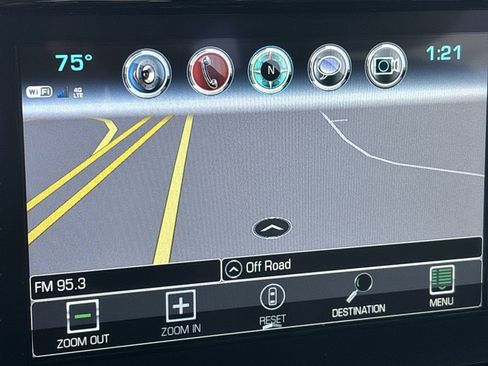 Used 2019 Chevrolet Traverse Premier w/ Redline Edition FWD image 23