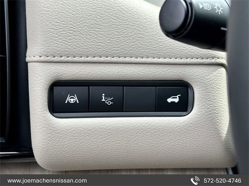 New 2025 Nissan Armada Platinum w/ Convenience Package image 29