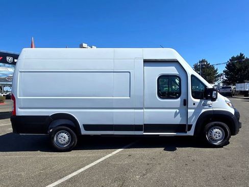 New 2025 RAM ProMaster 3500 FWD image 7
