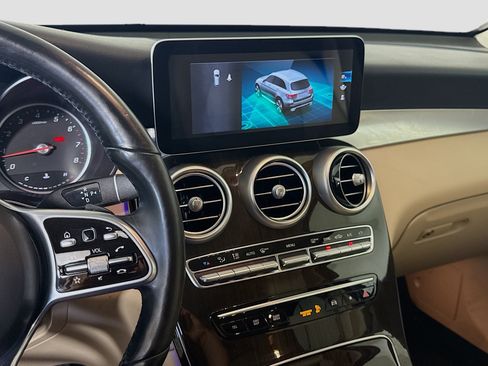 Used 2021 Mercedes-Benz GLC 300 4MATIC image 18