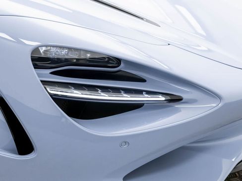 New 2026 McLaren 750S RWD image 48