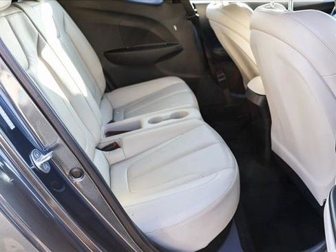 Used 2019 Hyundai Veloster Turbo Ultimate image 26