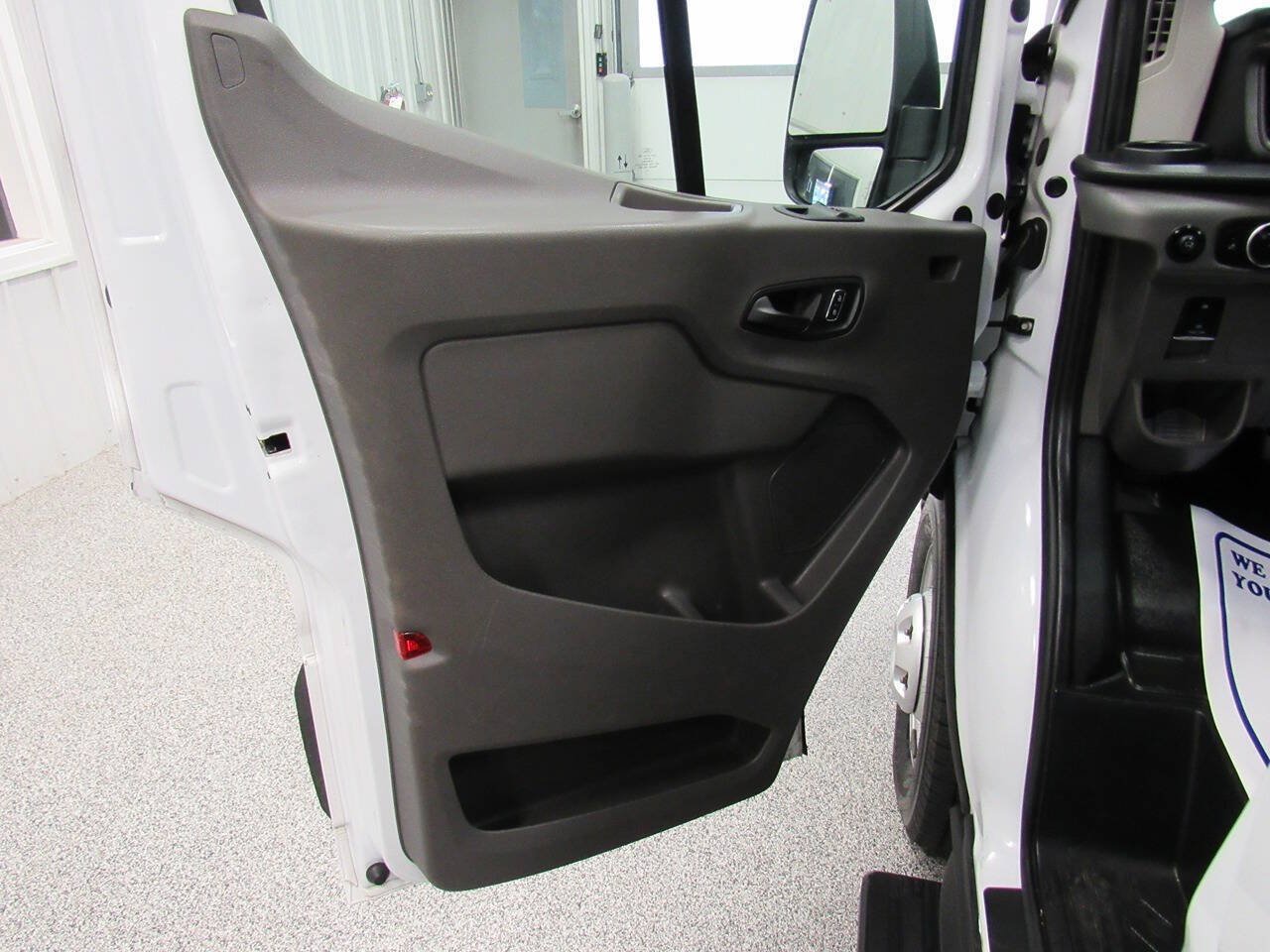 Used 2023 Ford Transit 250 Medium Roof AWD image 36