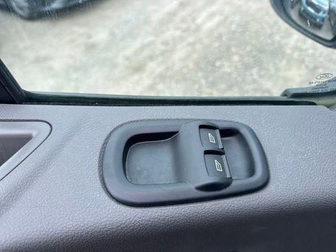 Used 2023 Ford Transit 350 XLT image 44