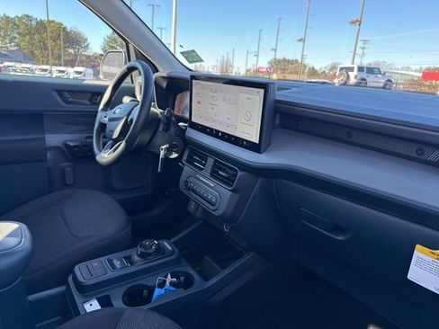 New 2025 Ford Maverick XL image 14