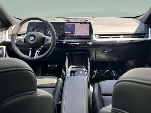 Used 2025 BMW X1 xDrive28i w/ Technology Package image 8