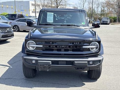 Used 2022 Ford Bronco Outer Banks image 6