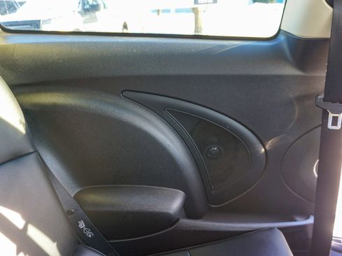 Used 2011 MINI Cooper Hardtop image 23