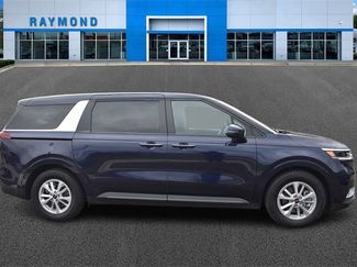 Certified 2023 Kia Carnival LX video 2