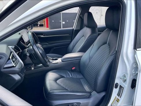 Used 2024 Toyota Camry SE FWD image 25