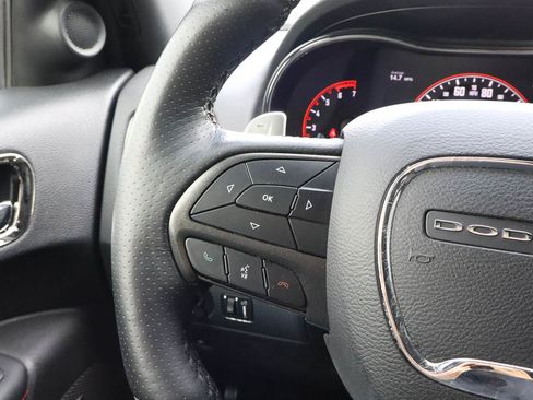 Used 2018 Dodge Durango R/T w/ Technology Group RWD image 37