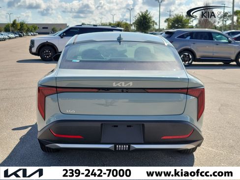 New 2026 Kia K4 FWD image 5