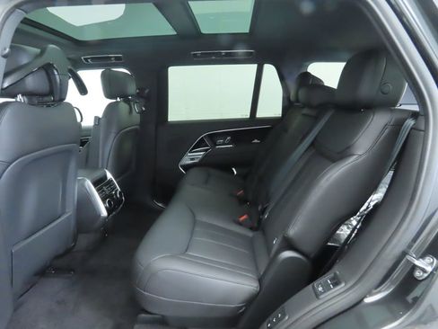New 2026 Land Rover Range Rover Long Wheelbase SE image 22