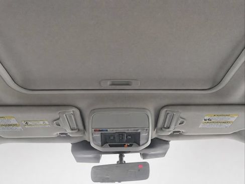 Used 2023 Subaru Forester Limited AWD/4WD image 23