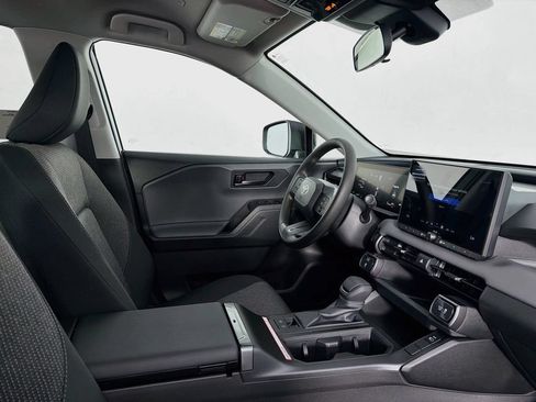 New 2026 Toyota RAV4 LE FWD image 32