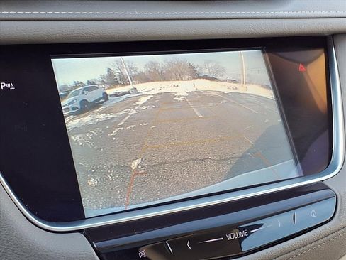 Used 2018 Cadillac XT5 Luxury image 22