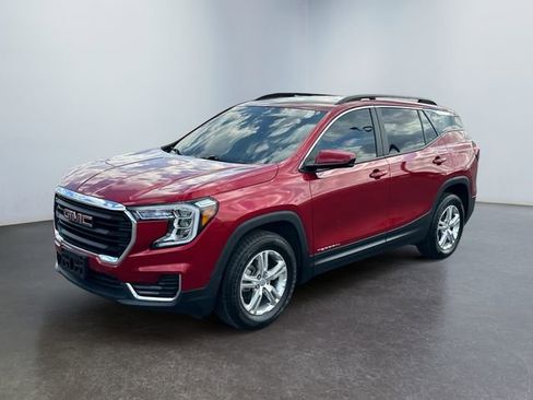 Used 2022 GMC Terrain SLE w/ Driver Convenience Package AWD/4WD image 1